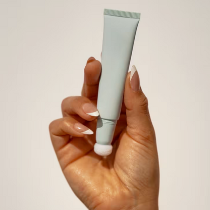 3-in-1 Self-Tanner Contour Stick